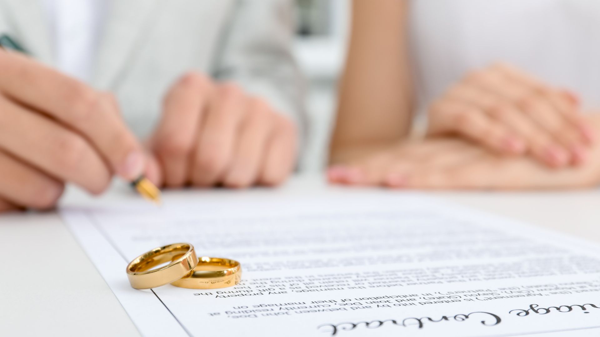 נישואים אזרחיים